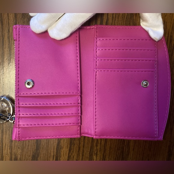 Steve Madden Card Wallet in Hyper Pink, NWT - Picture 4 of 4